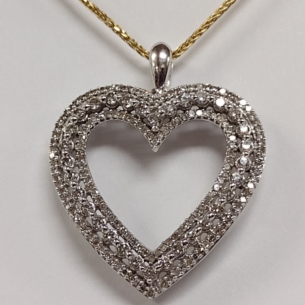 Gorgeous Heart Pendant